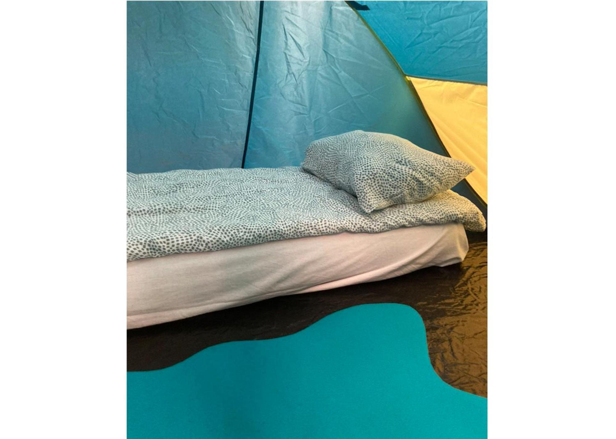 Indoor Camping Helsinki Hotel Exterior foto