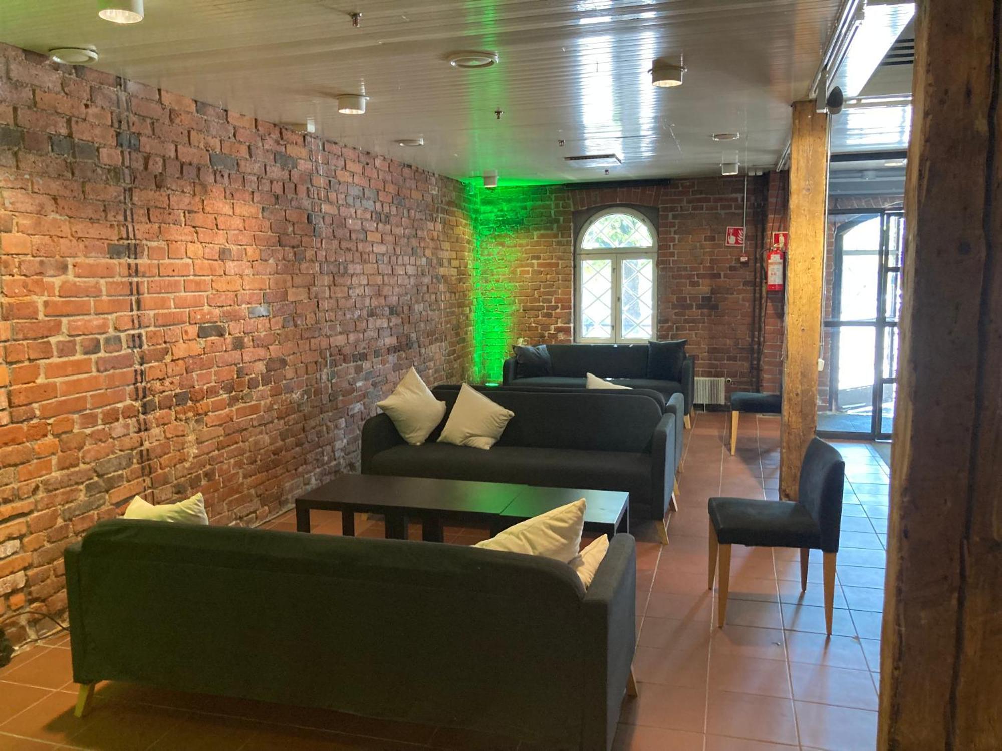 Indoor Camping Helsinki Hotel Exterior foto